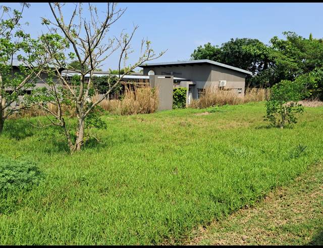 450M² VACANT LAND FOR SALE IN PALM LAKES ESTATE